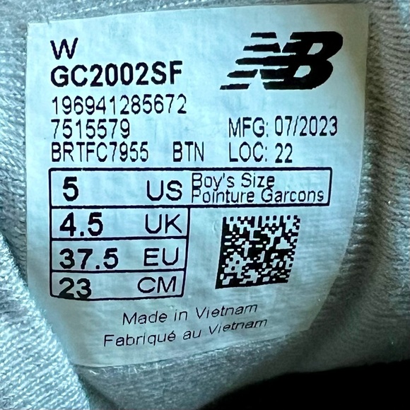 New Balance 2002R Boys Size 5Y W Blue Athletic Running Shoes Sneakers Sleek - Picture 14 of 14